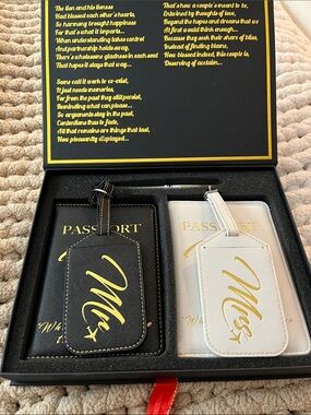Deluxy Black & White 'Mr' and 'Mrs' Passport Cover & Luggage Tag Set